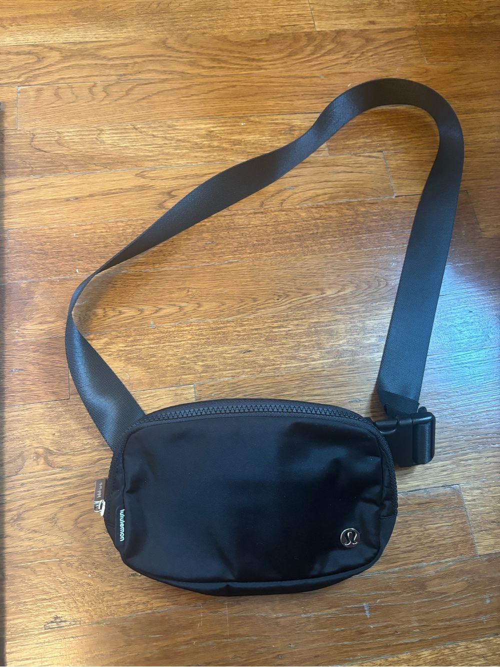 lululemon Black Crossbody Belt Bag 1L